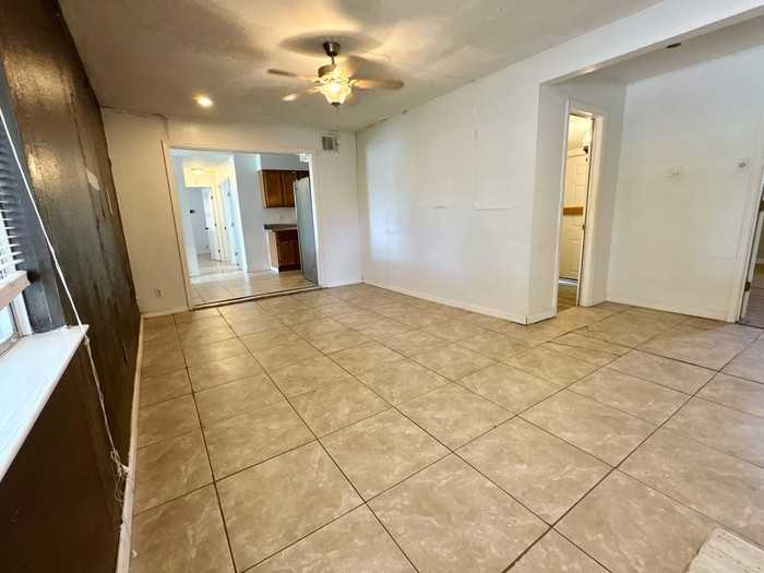 154 Morning Valley St - Photo 7 of 45