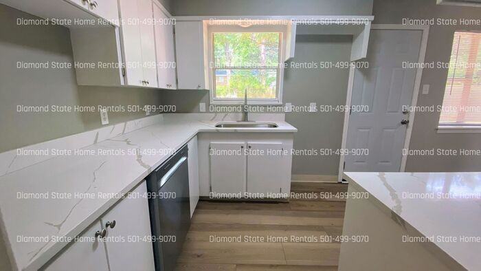 9 Barbara Dr - Photo 6 of 18