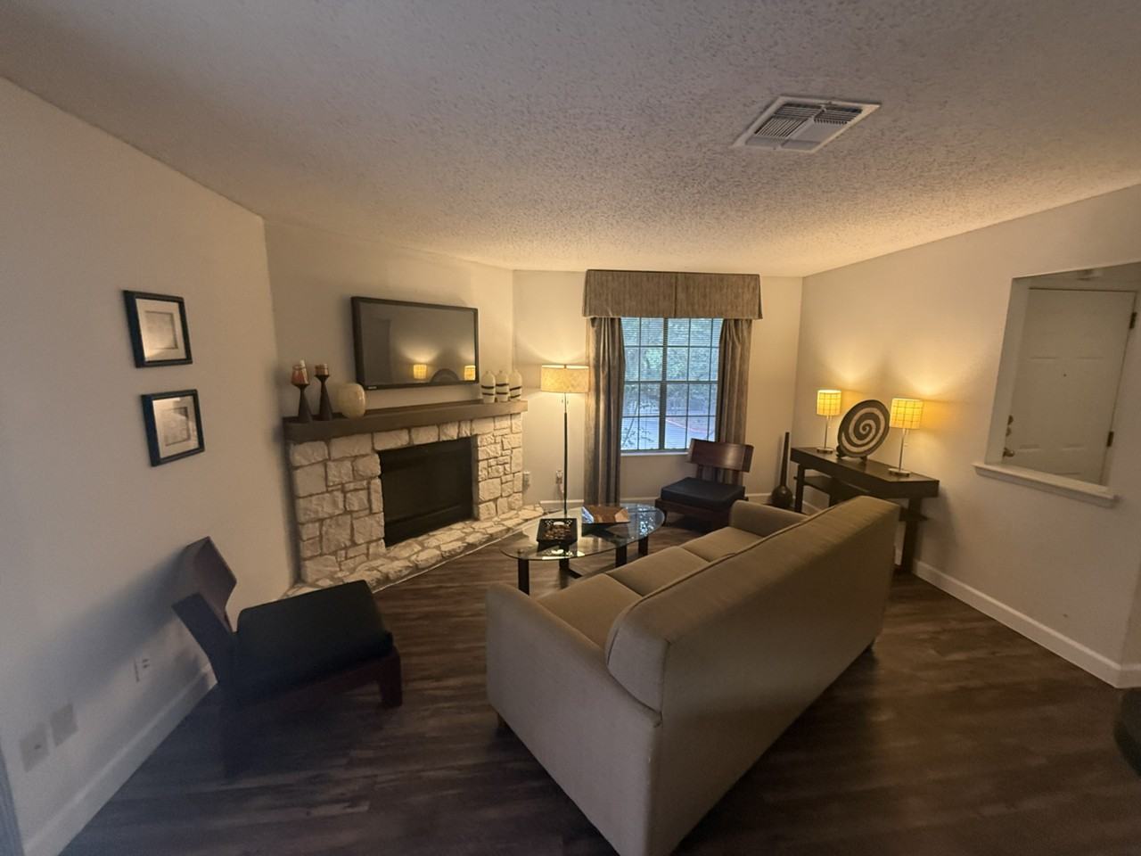 Huebner Oaks - Photo 6 of 20