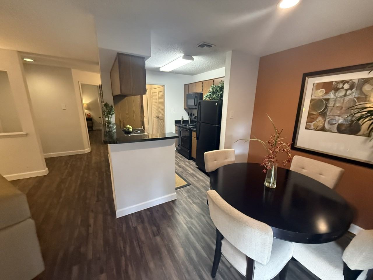 Huebner Oaks - Photo 7 of 20