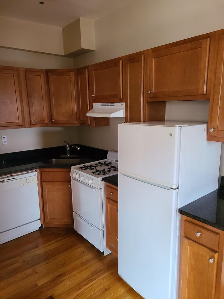 1197 Commonwealth Ave #9 - Photo 2 of 17