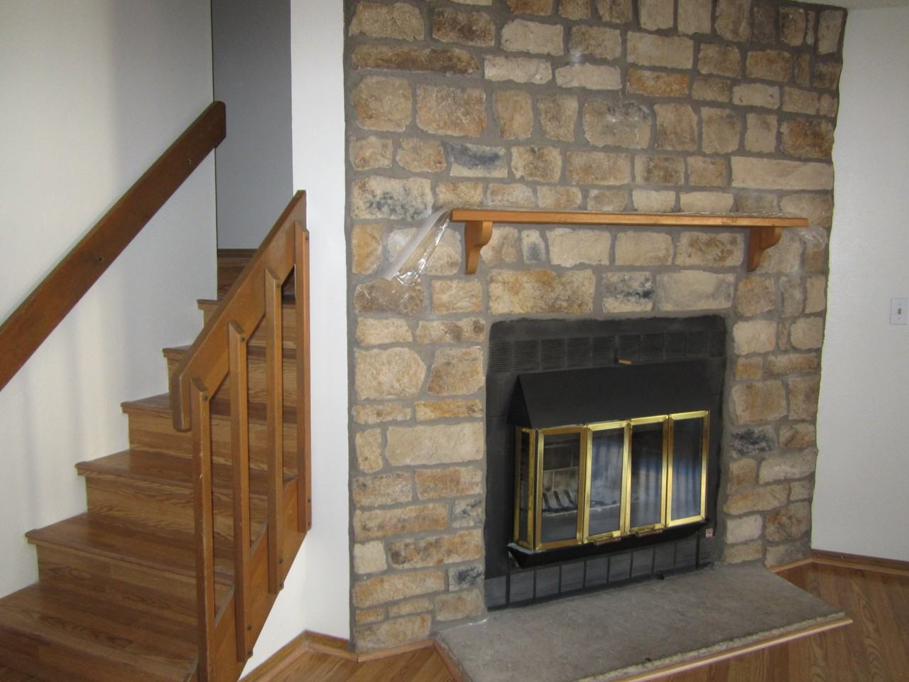 2662 E Nichols Cir - Photo 2 of 7
