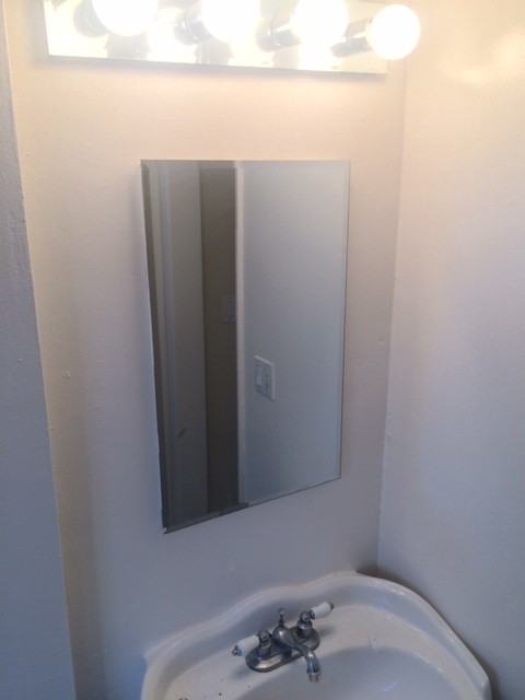 2589 S Sepulveda Blvd #4 - Photo 2 of 9