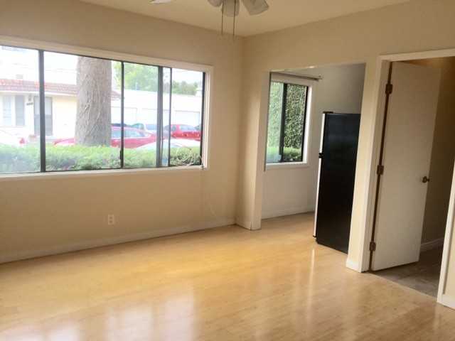 2589 S Sepulveda Blvd #4 - Photo 5 of 9
