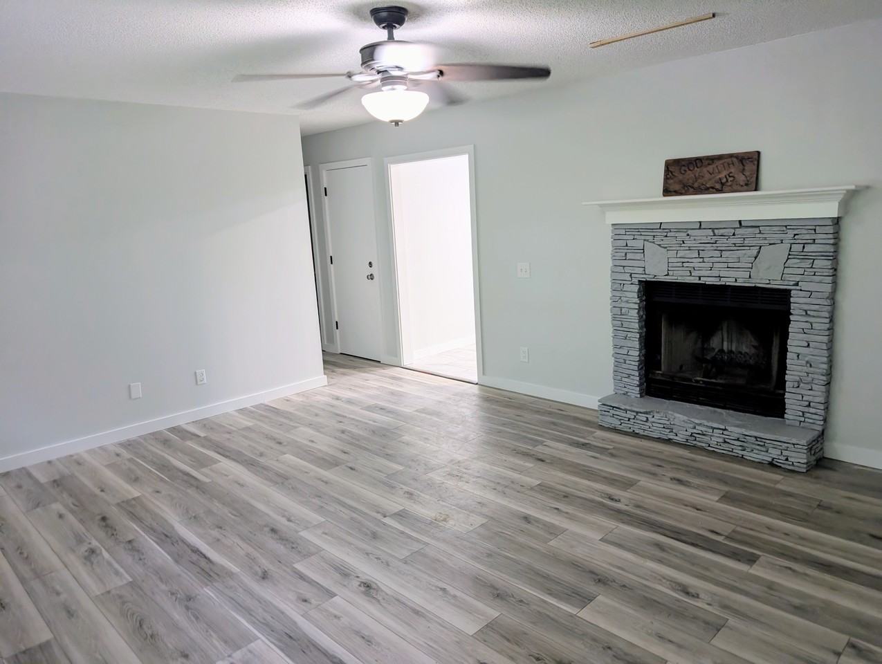 130 Hillside Dr #NA - Photo 3 of 30