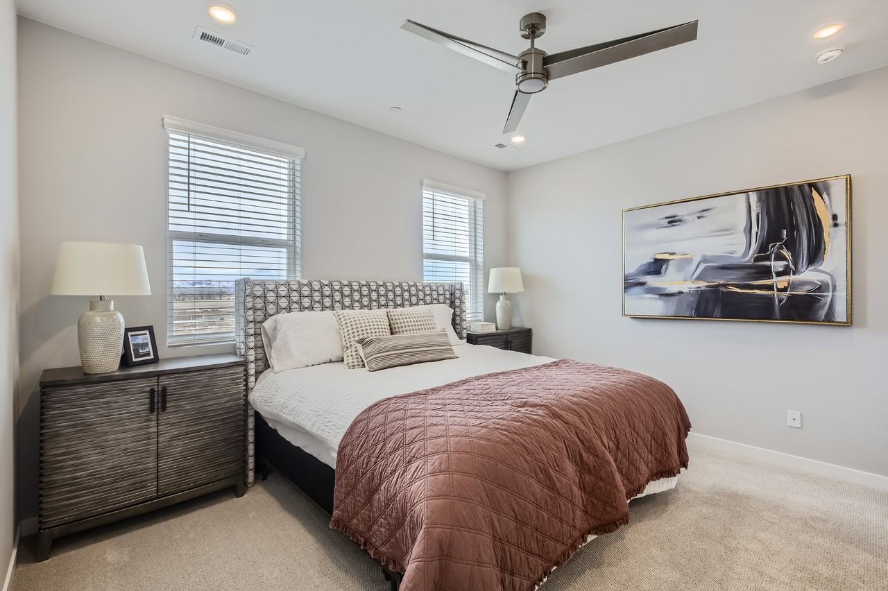 743 Pokeweed Ln - Photo 4 of 9