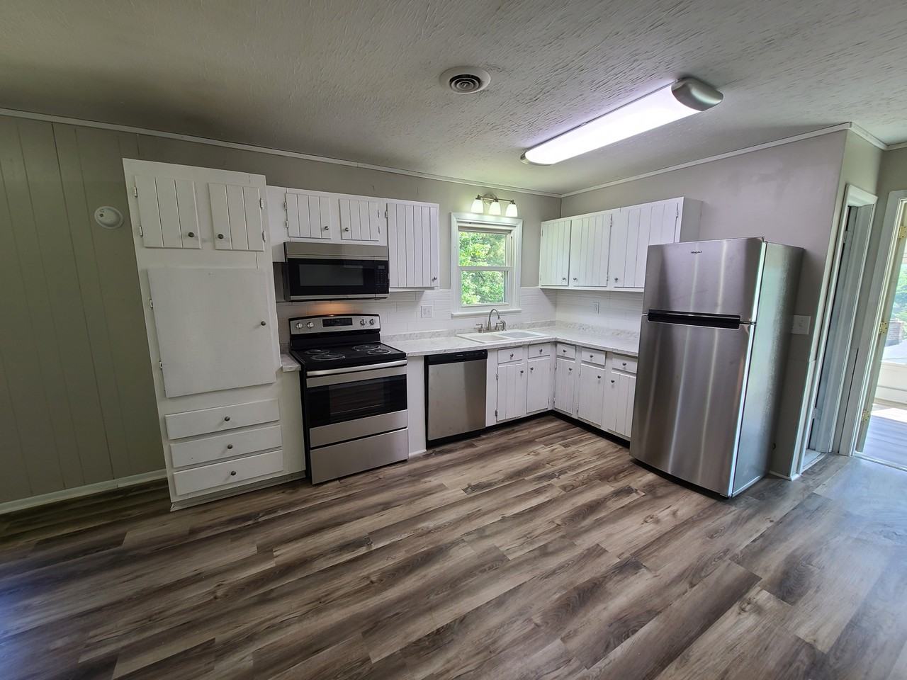 182 Delp St #NA - Photo 2 of 18