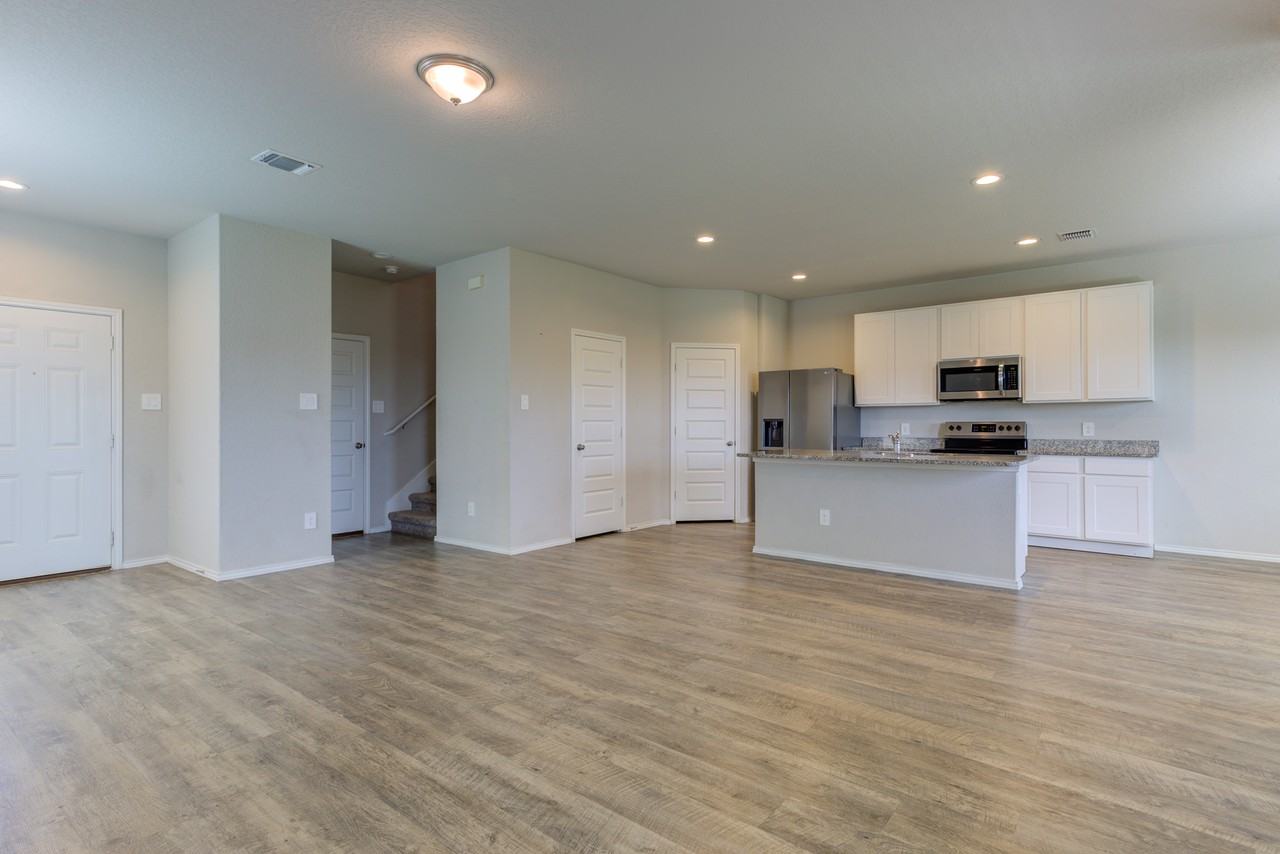 1121 Gracie Way #NA - Photo 4 of 8