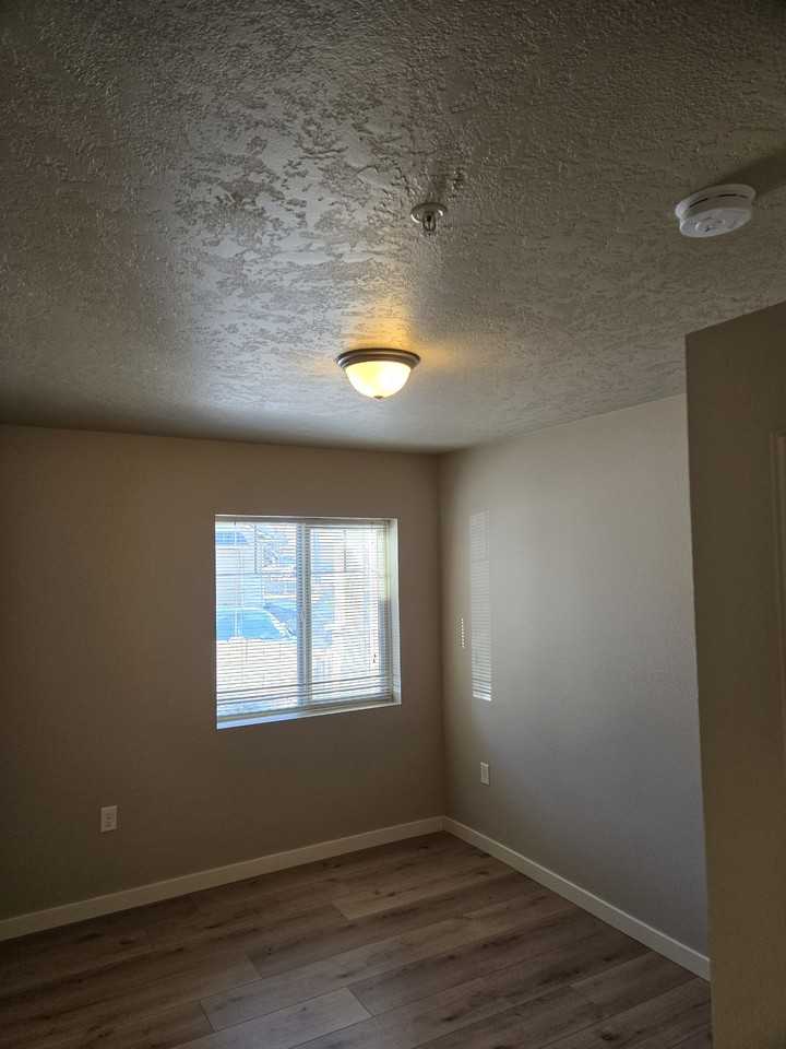 9131 W Ustick Rd #104 - Photo 3 of 10