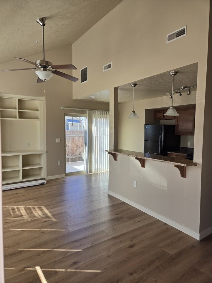 9131 W Ustick Rd #104 - Photo 4 of 10