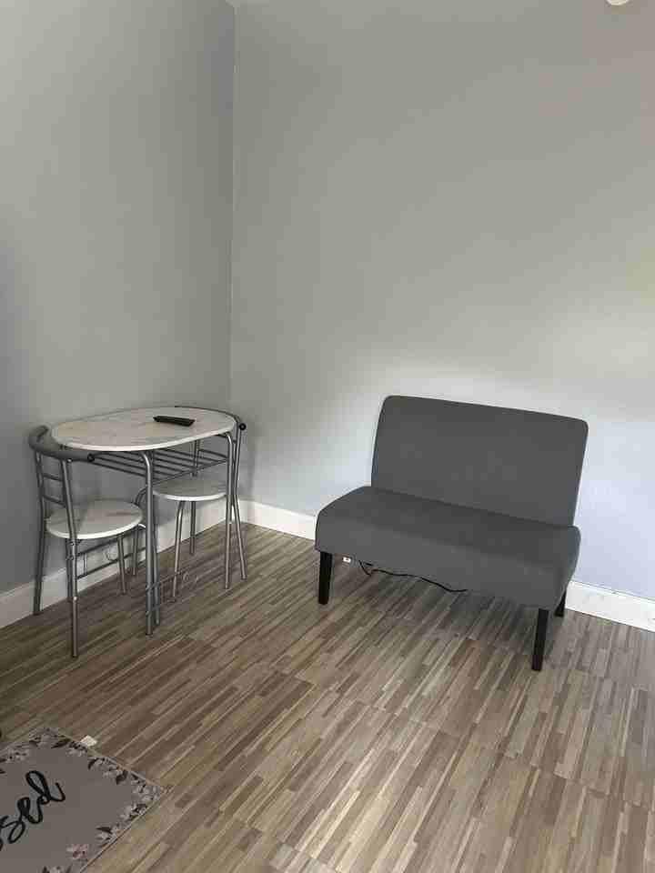 525 Nw Cardinal Dr - Photo 5 of 5