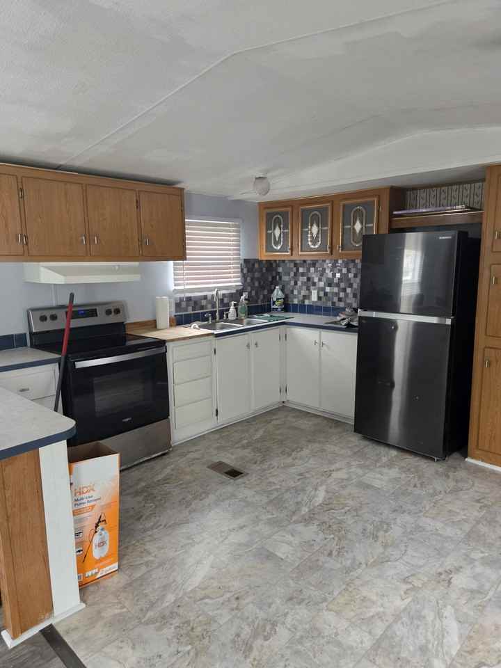102A Wilhowie Dr #NA - Photo 2 of 8