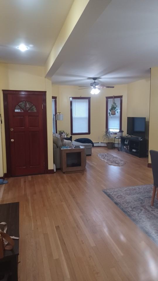 8 Buttonwood St #3 - Photo 3 of 50