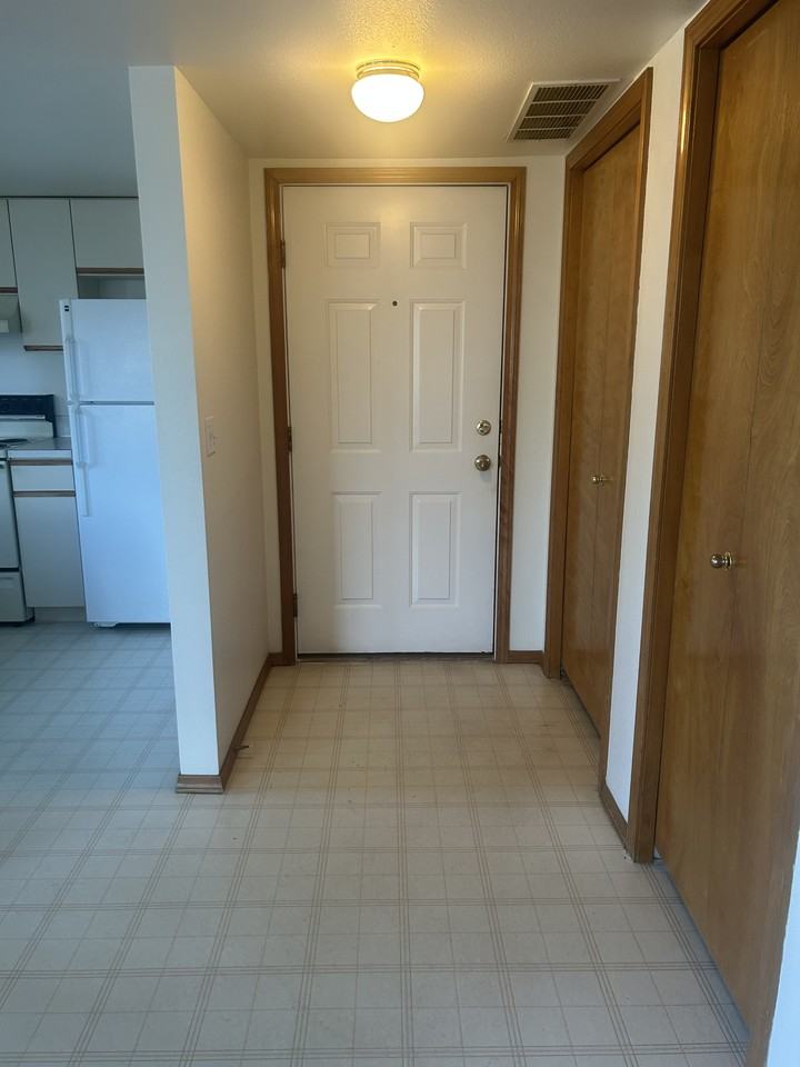 1405 N Eldorado St #103 - Photo 6 of 12