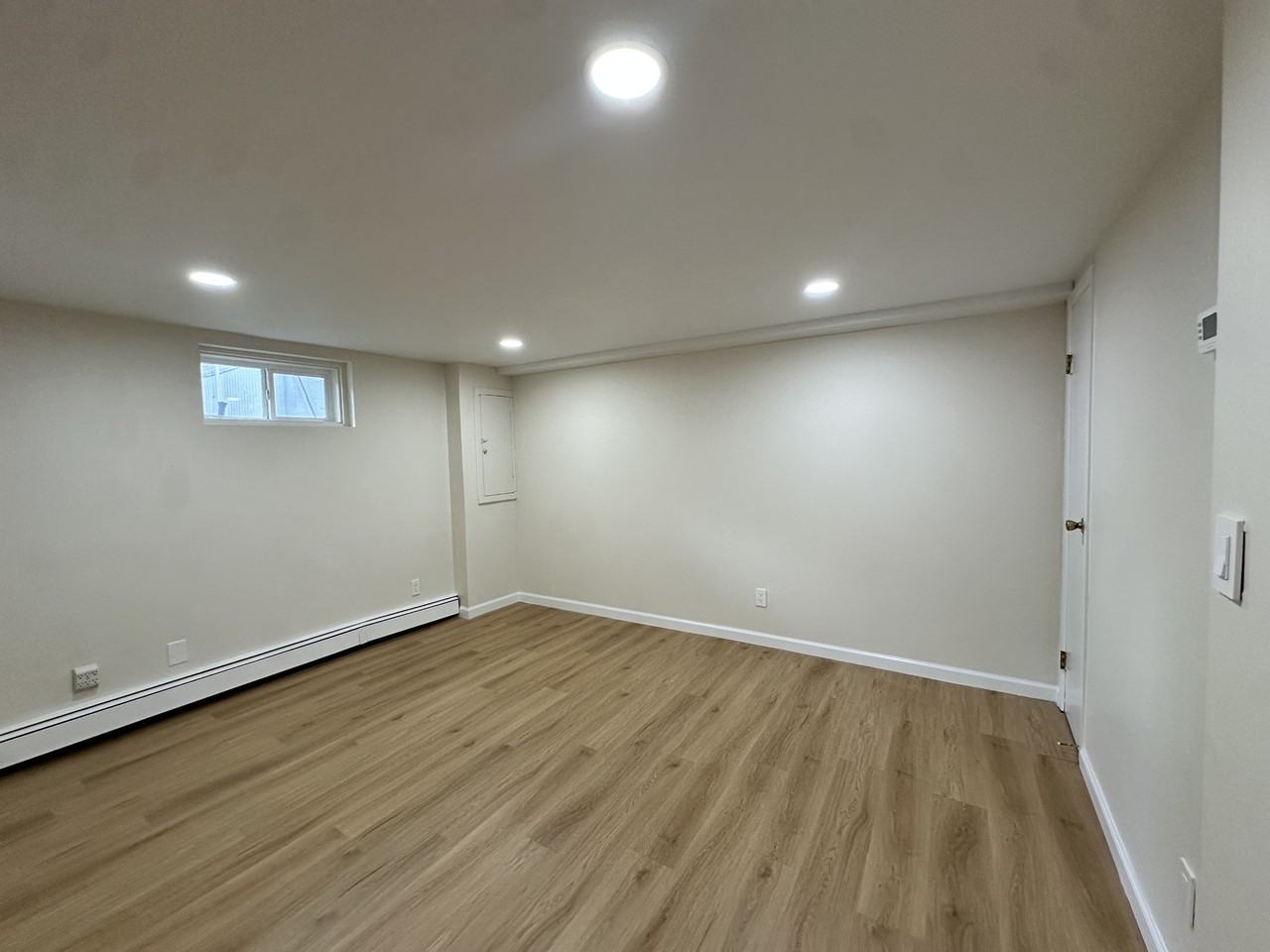 170 Melville Rd #NA - Photo 6 of 13