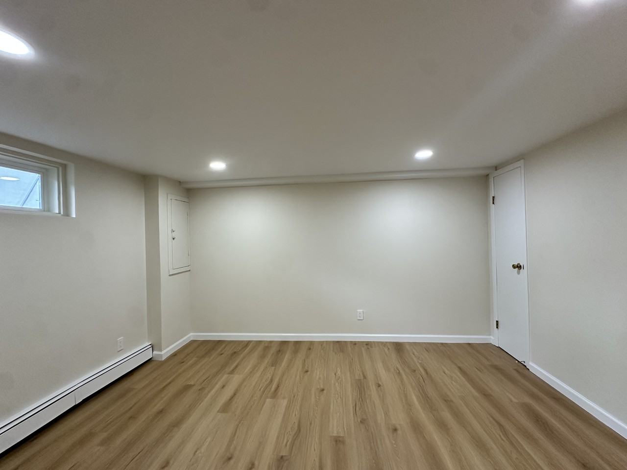 170 Melville Rd #NA - Photo 7 of 13