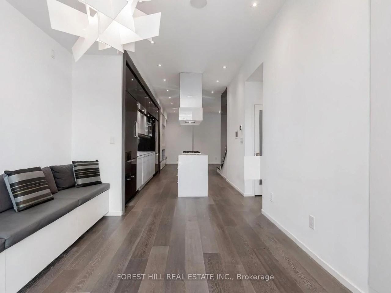 850 Richmond Street West - Photo 5 of 31