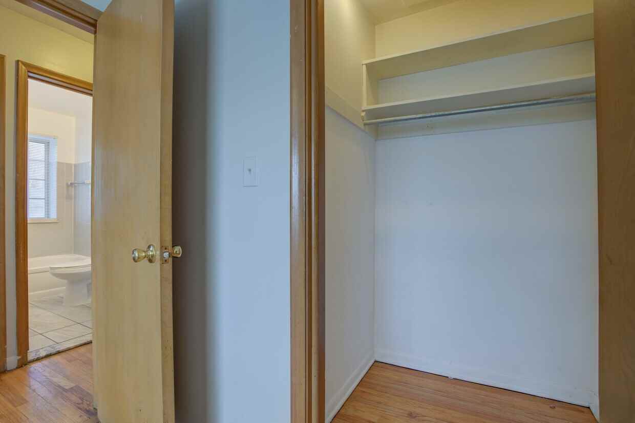 4811 Cadieux Rd #11 - Photo 2 of 12