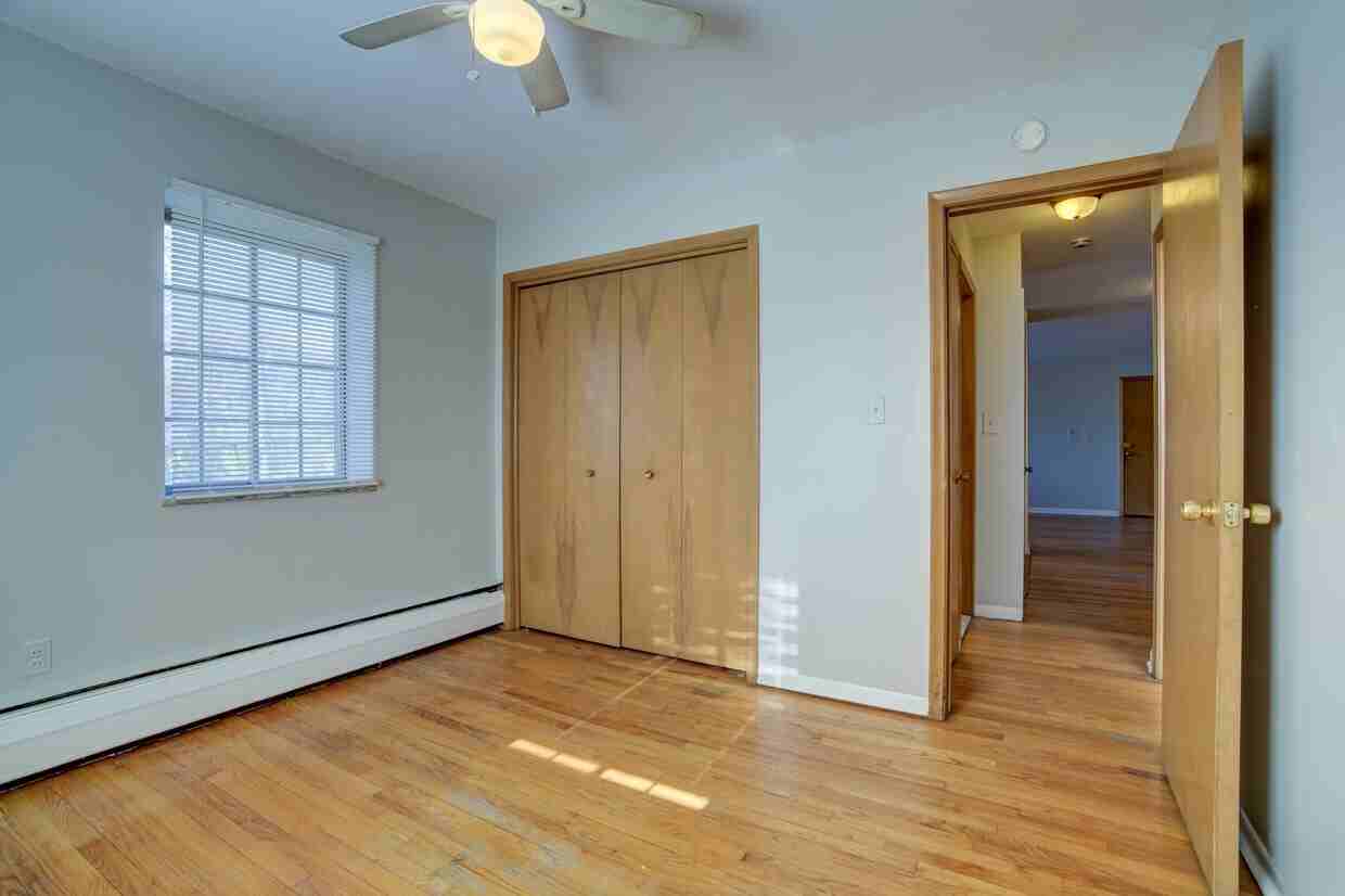 4811 Cadieux Rd #11 - Photo 4 of 12