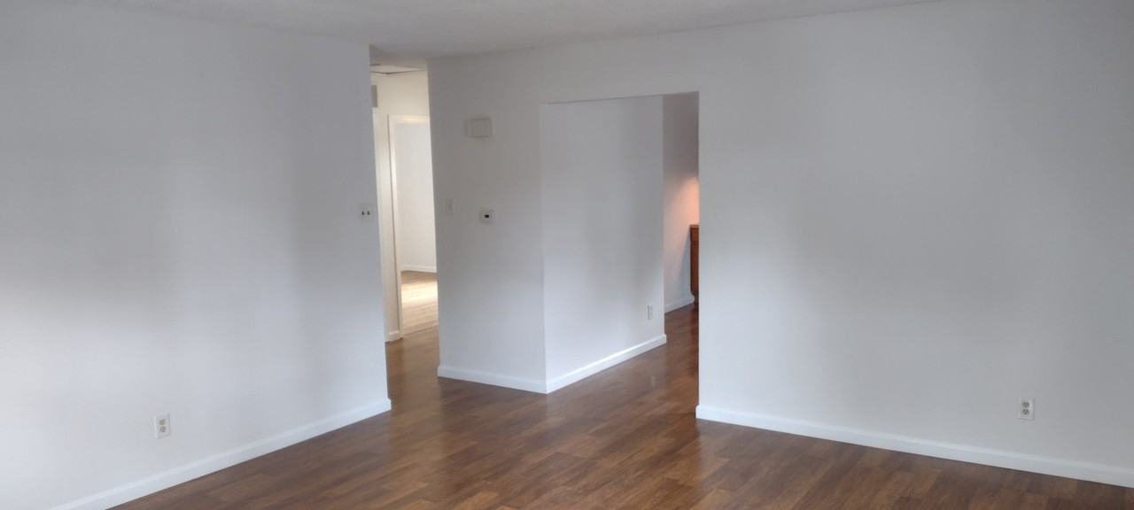 33 Cottage Gate Rd #B - Photo 2 of 11
