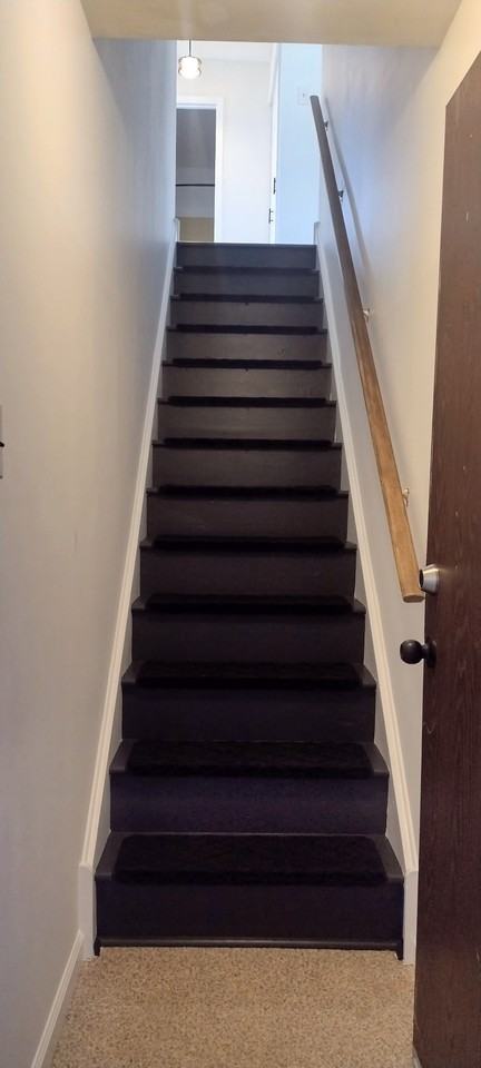 33 Cottage Gate Rd #B - Photo 5 of 11