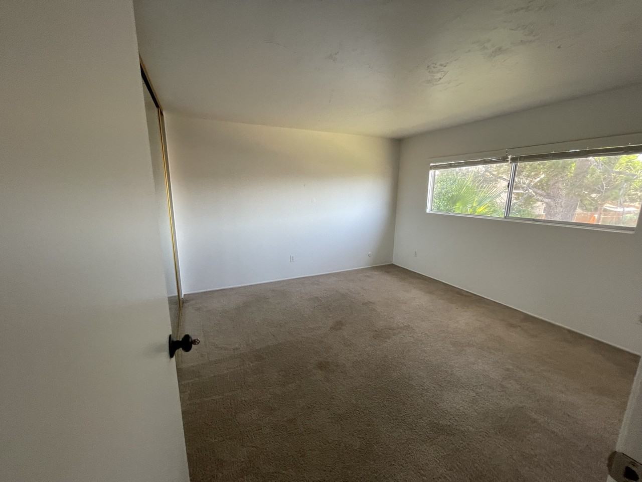 7354 Steinbeck Ave - Photo 2 of 16