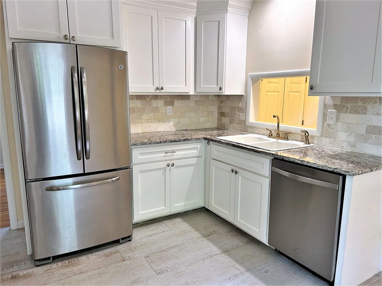 3360 Mountainside Rd - Photo 5 of 18
