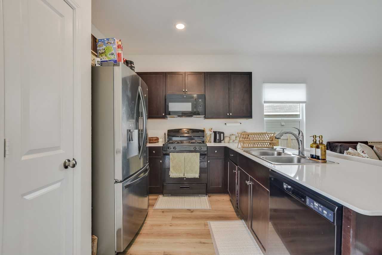 2712 Louris Ln - Photo 7 of 20