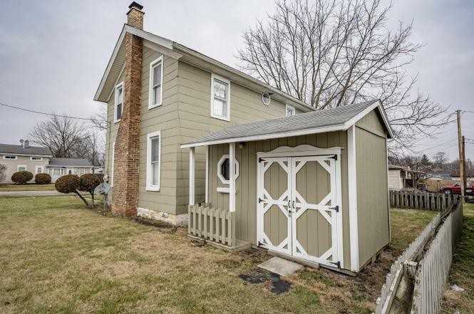 424 N Indiana Ave - Photo 3 of 20
