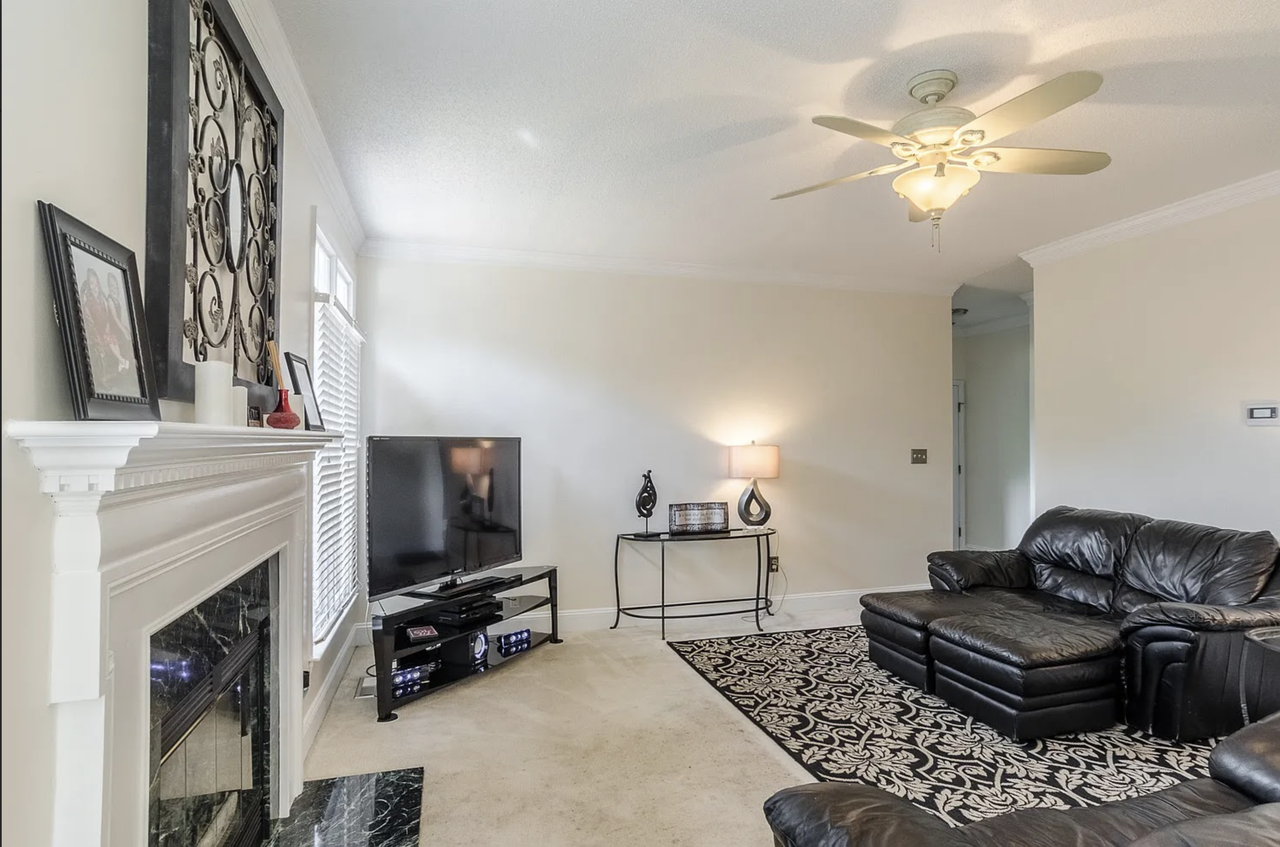 4619 James Crossing Dr - Photo 5 of 12