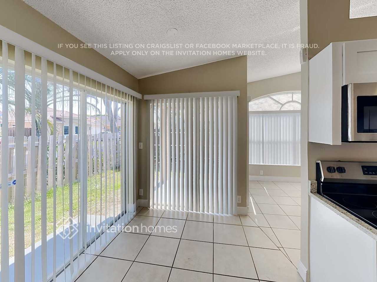 8103 Sw 157th Pl - Photo 7 of 19