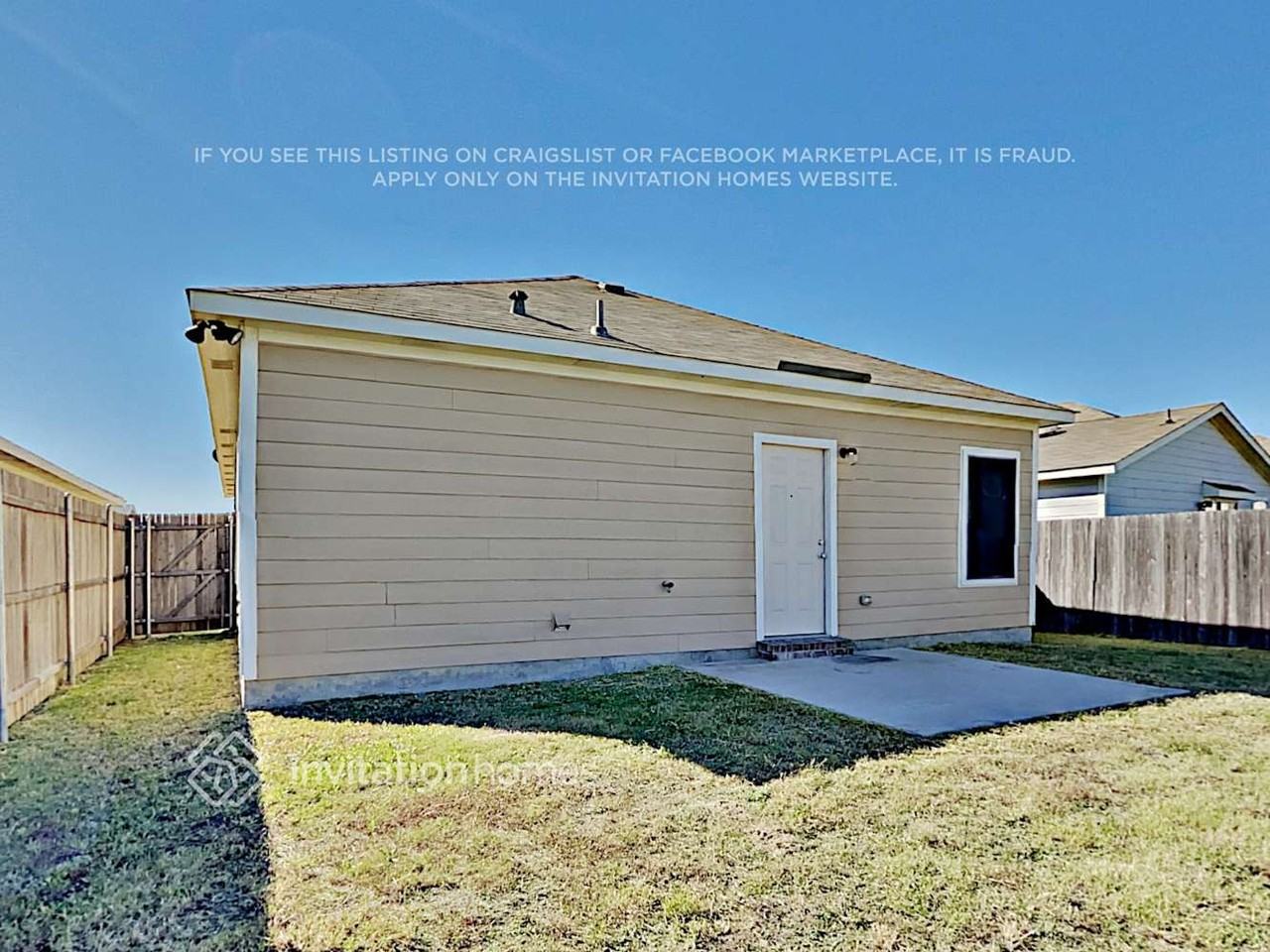 1833 Wickham Dr - Photo 3 of 5