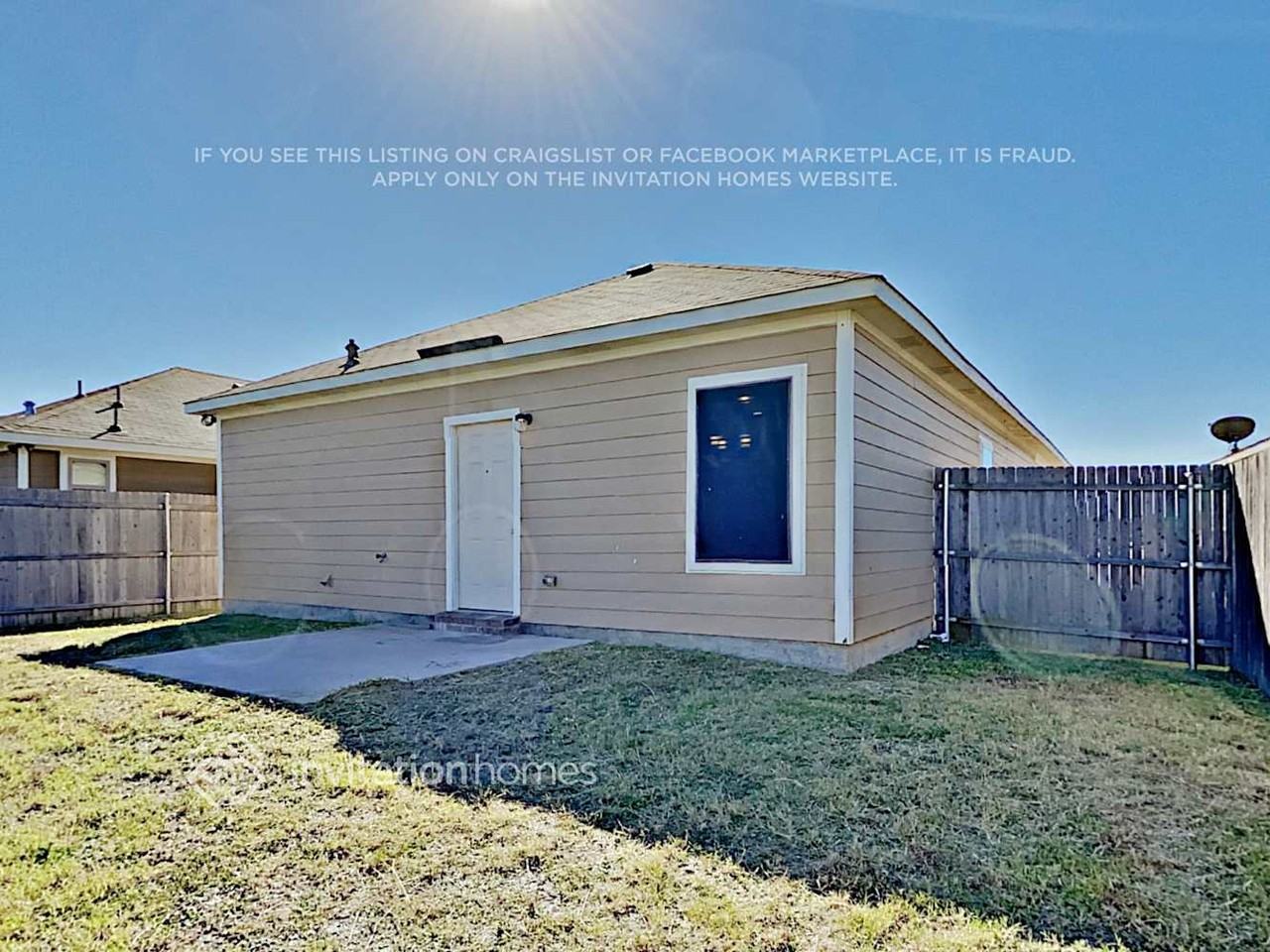 1833 Wickham Dr - Photo 4 of 5