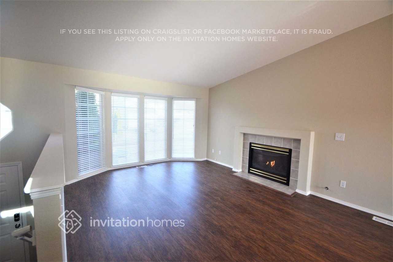 8018 Crown Ridge Blvd - Photo 2 of 16