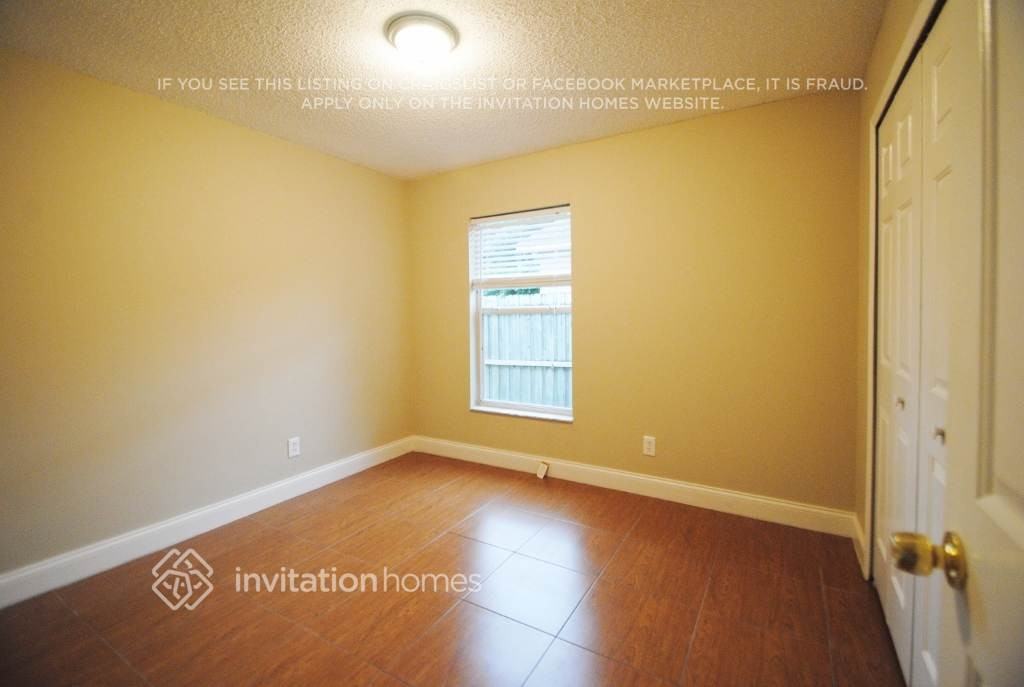 927 Little Creek Rd - Photo 4 of 9