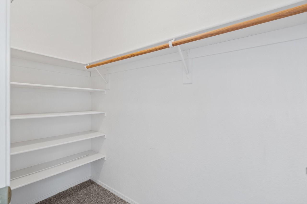4295 Desert Springs Trl - Photo 2 of 31
