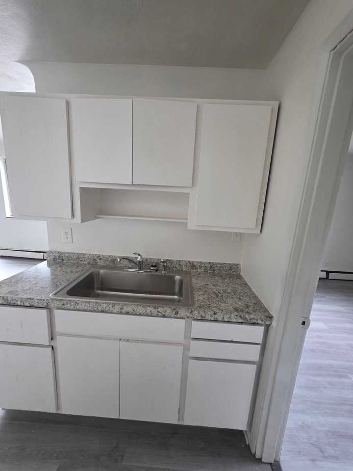 1815 Cleveland Ave #3 - Photo 4 of 12