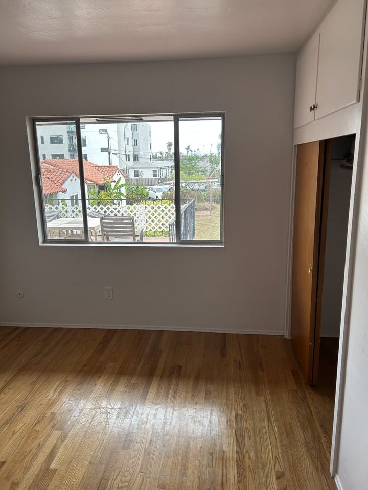 4492 Illinois St #4492E - Photo 3 of 8