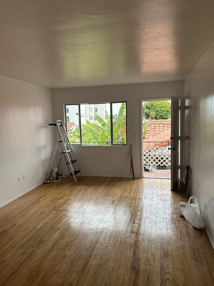 4492 Illinois St #4492E - Photo 4 of 8