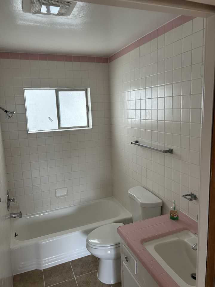 4492 Illinois St #4492E - Photo 7 of 8
