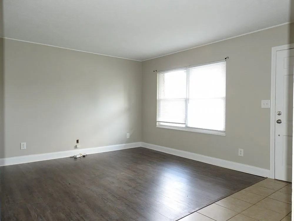 5337 Logwood Ave - Photo 5 of 14