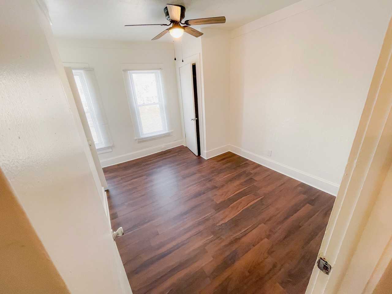 713 20th St #1919-2 - Photo 3 of 8