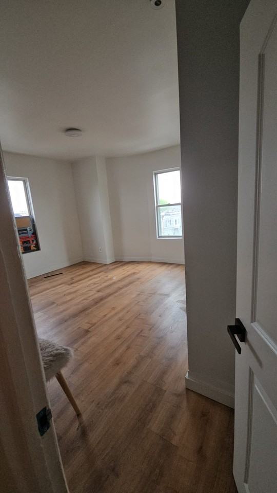 101 N 60th St #3 - Photo 5 of 15