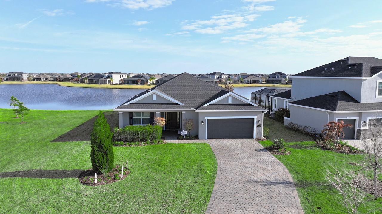 8326 Millbrook Ave - Photo 2 of 13