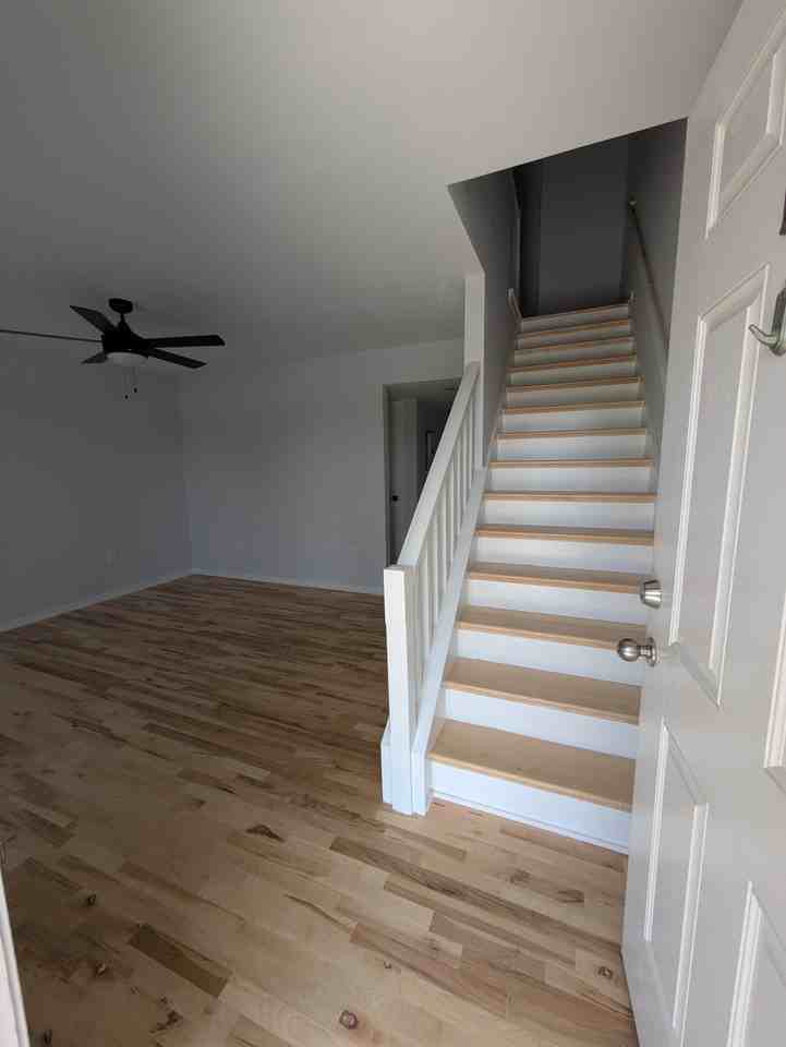 918 N Poindexter St #C - Photo 4 of 10