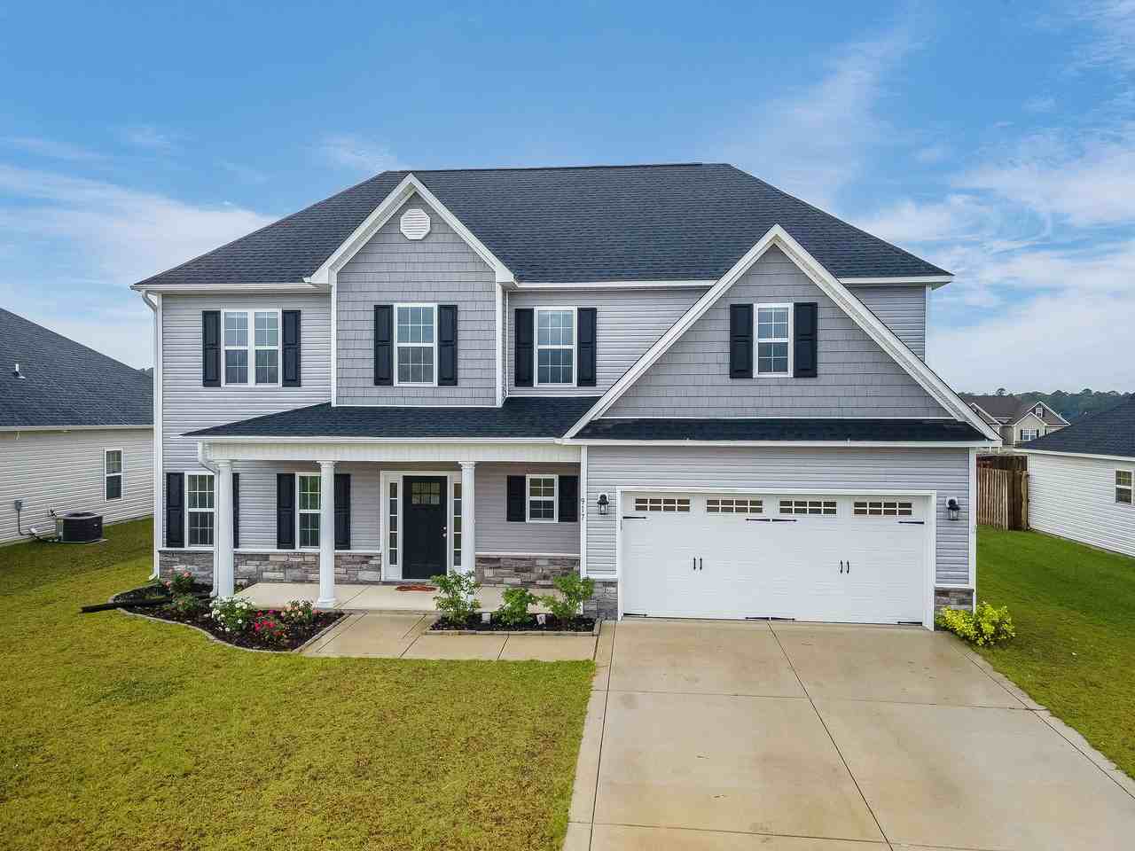 917 Uplands Ln - Photo 2 of 41