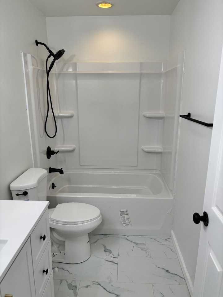 2869 Washington Ave - Photo 4 of 7