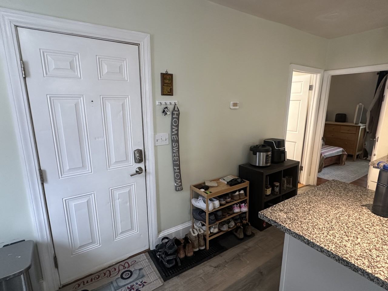 21 Elmore Ave #1 - Photo 4 of 12