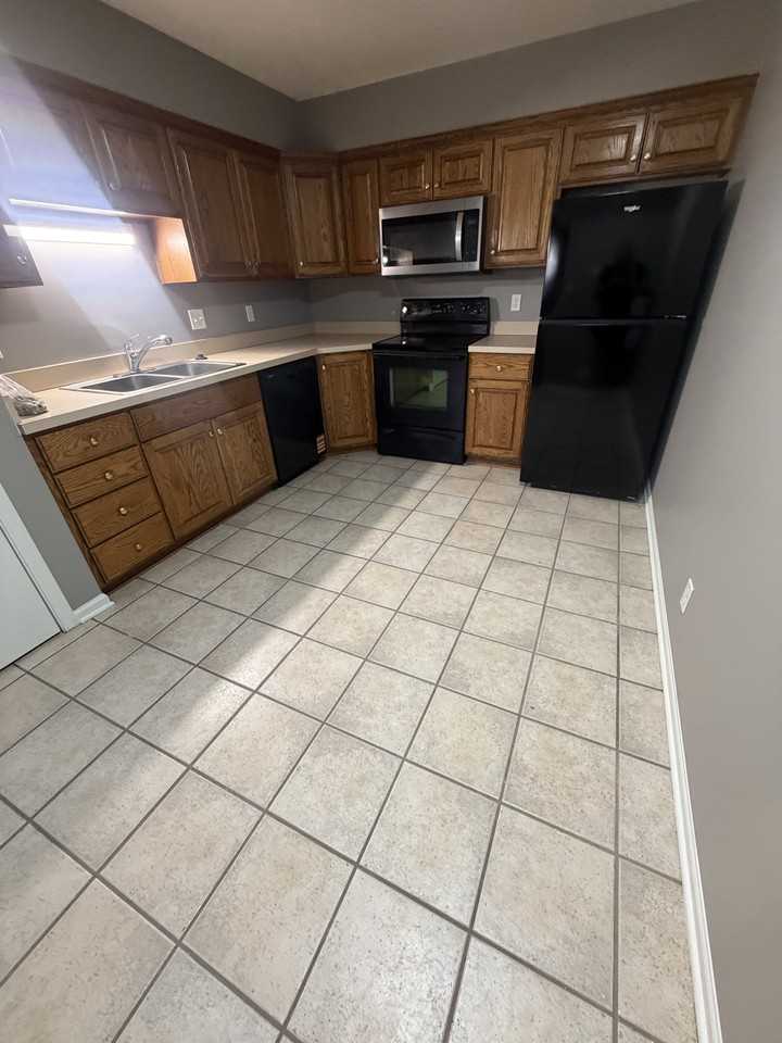 1618 S 14th St #2 - Photo 5 of 17