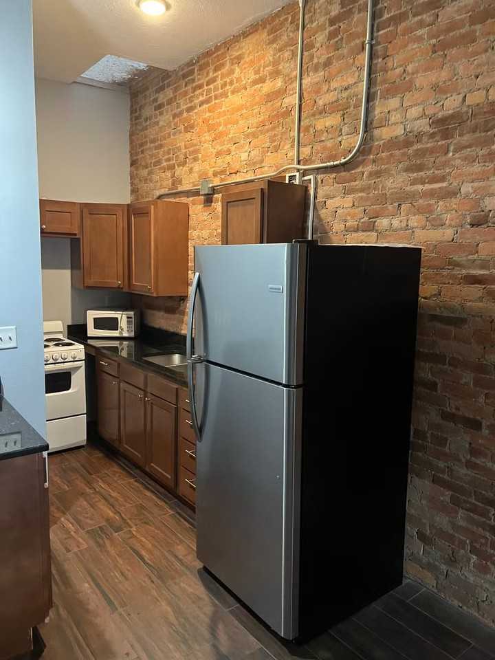 128 Washington St #3F - Photo 4 of 7